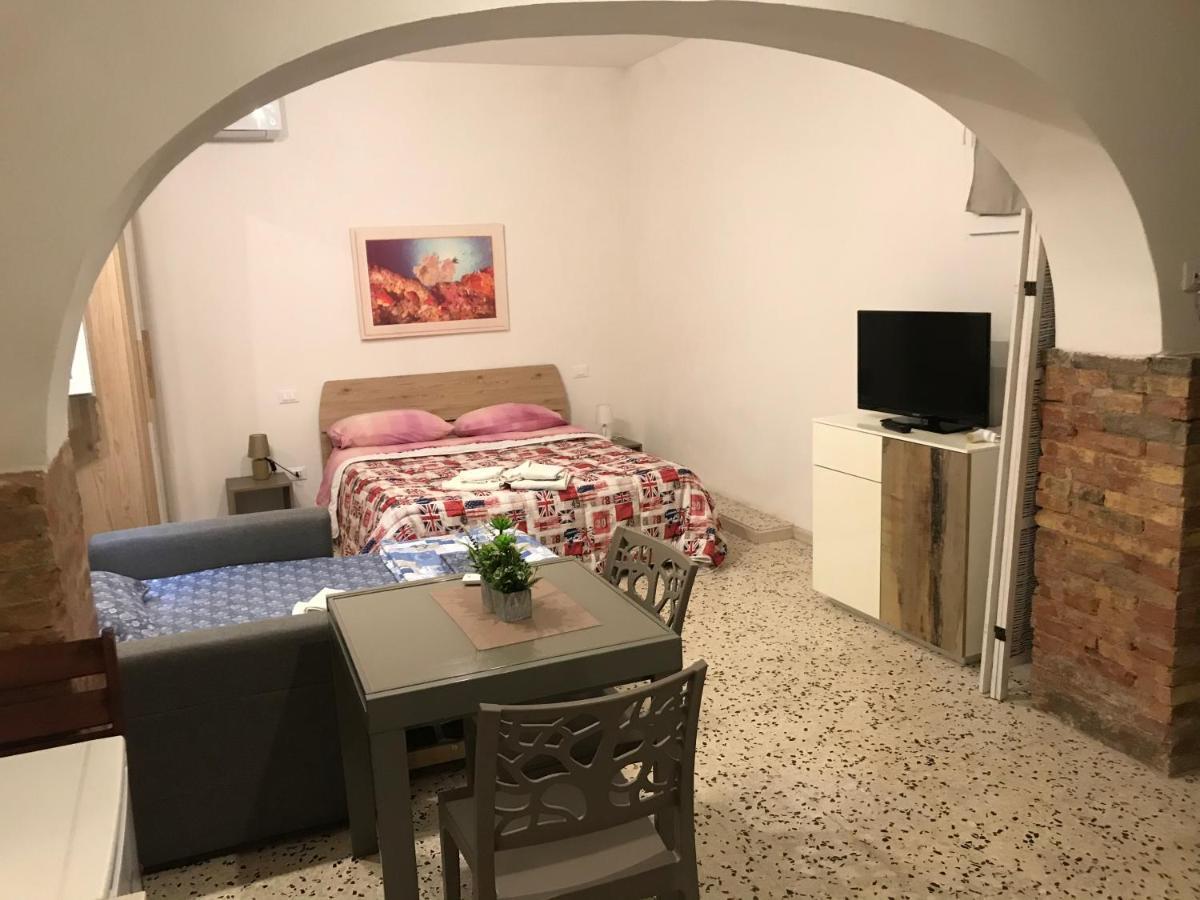 Della Cuba Vacanze Trapani Historic Center Екстериор снимка